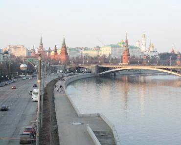 Московский кремль, прошлое и настоящее Кремль построен при правлении